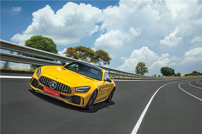 Autocar records first 0-300kph time in a Mercedes-AMG GT R